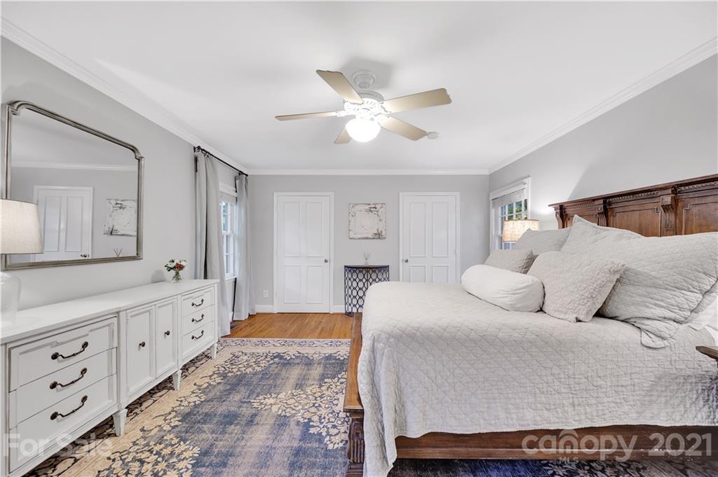 321 N Canterbury Road Charlotte NC 28211
