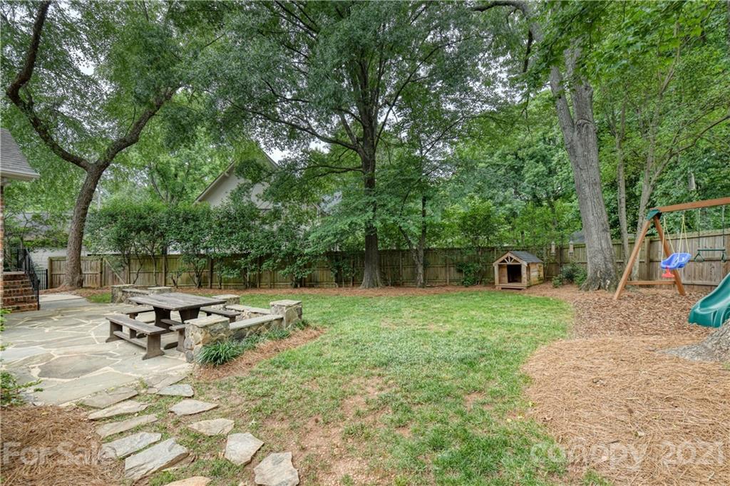 321 N Canterbury Road Charlotte NC 28211
