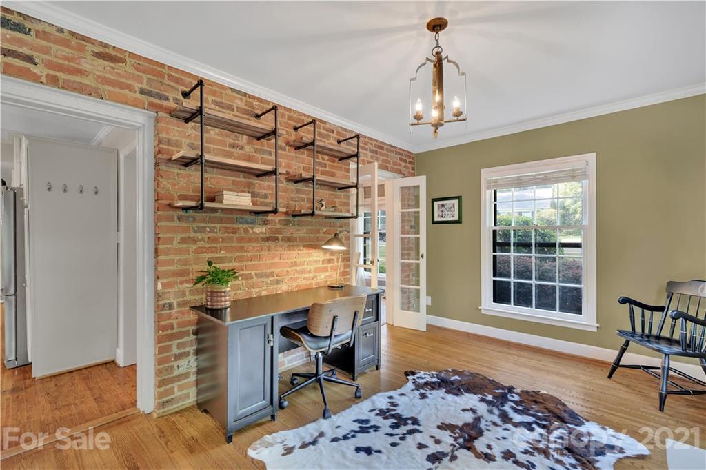 321 N Canterbury Road Charlotte NC 28211