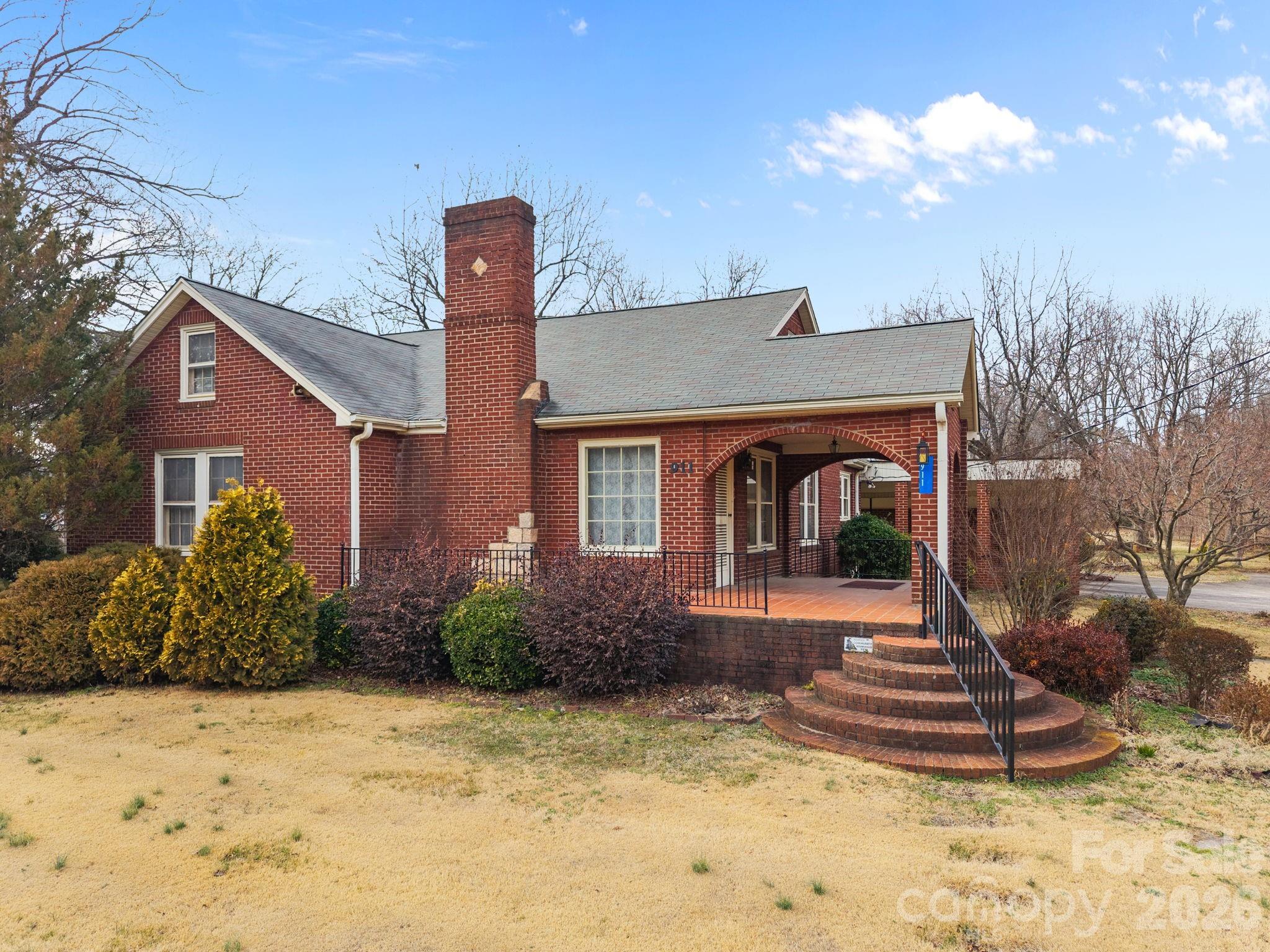 911 N Long Es Street Salisbury NC 28144