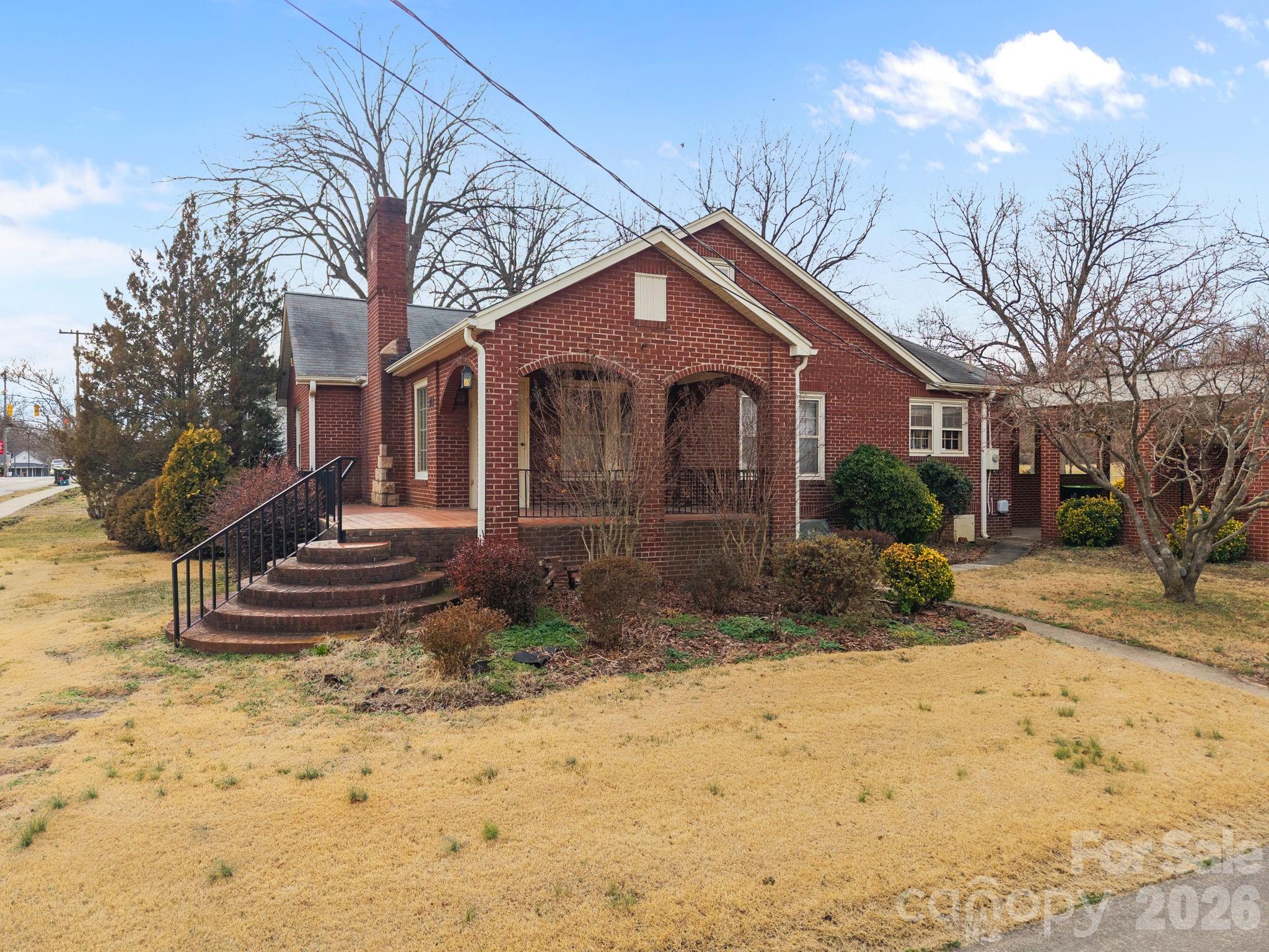911 N Long Es Street Salisbury NC 28144
