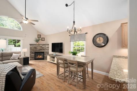 44 Viera Drive Swannanoa NC 28778