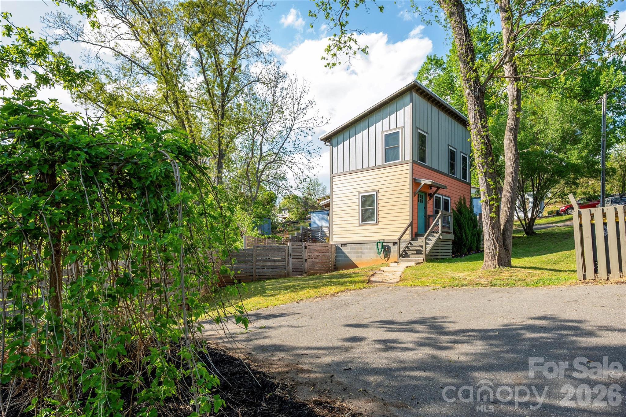 47 Mulberry Street Asheville NC 28804