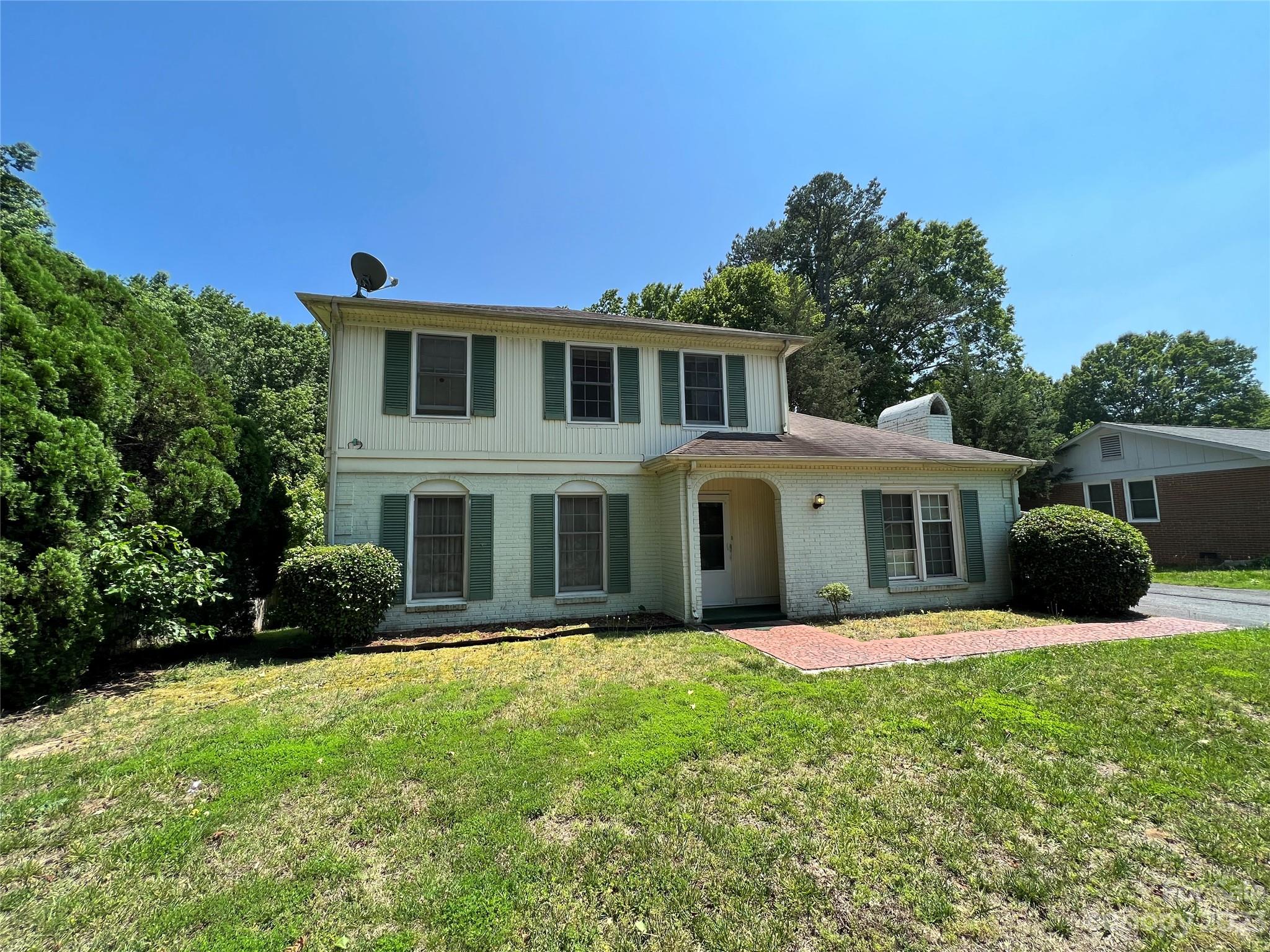 7114 Covecreek Drive Charlotte NC 28215
