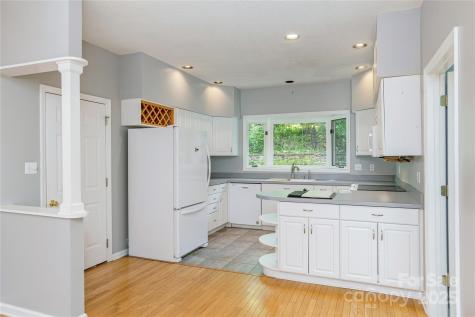 54 Wintergreen Drive Brevard NC 28712