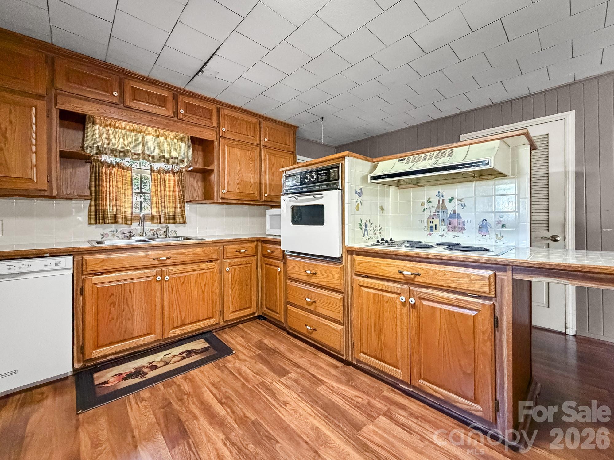 1401 E Union Street Morganton NC 28655