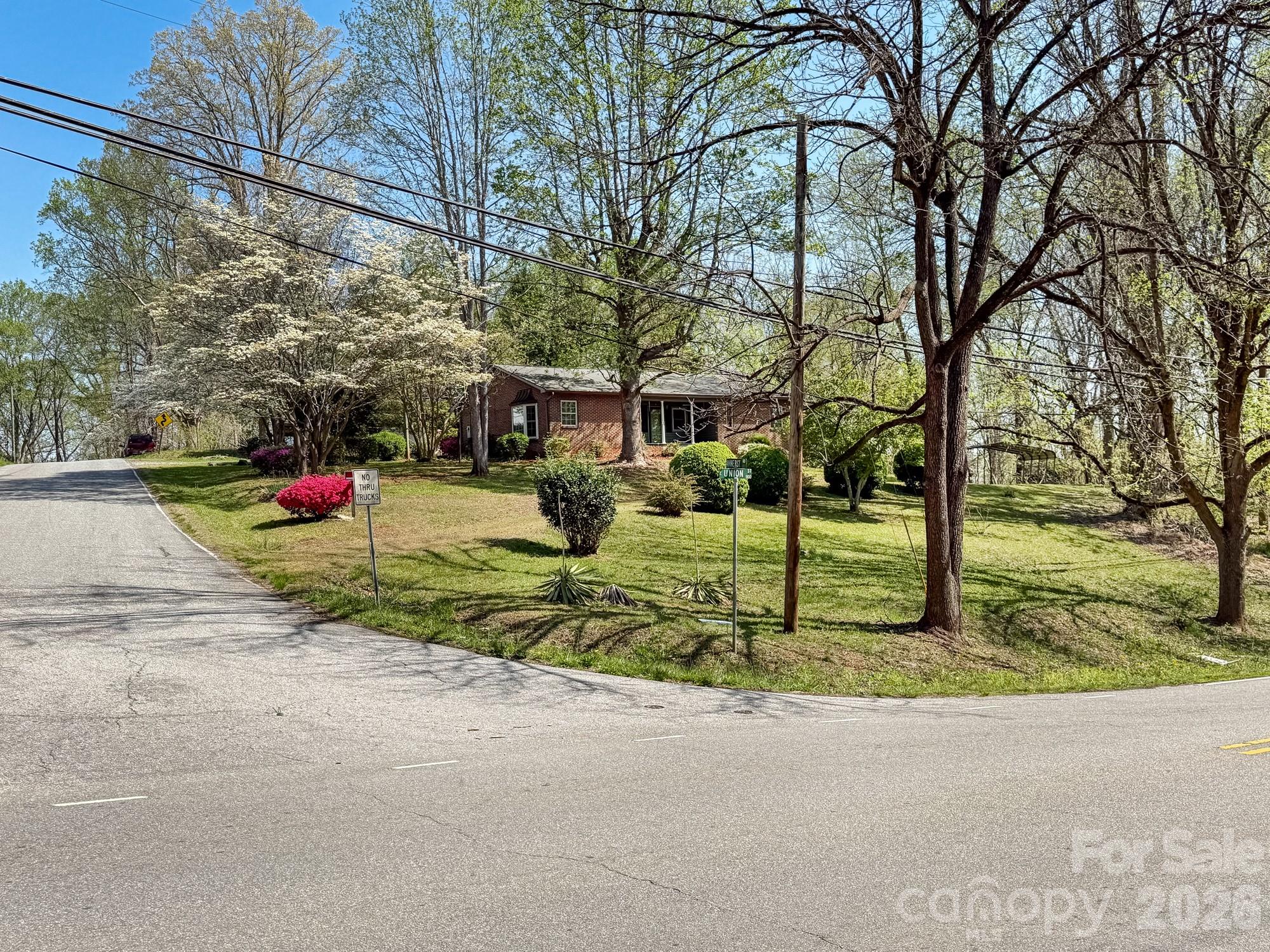 1401 E Union Street Morganton NC 28655