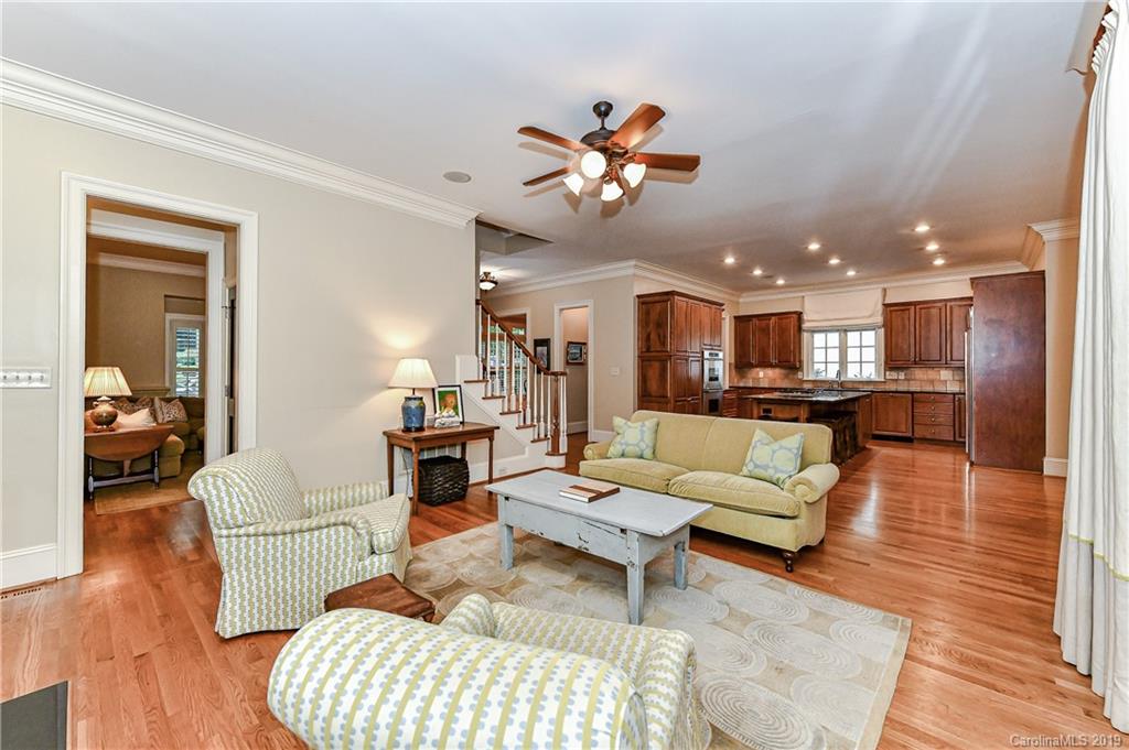 1636 Sterling Road Charlotte NC 28209