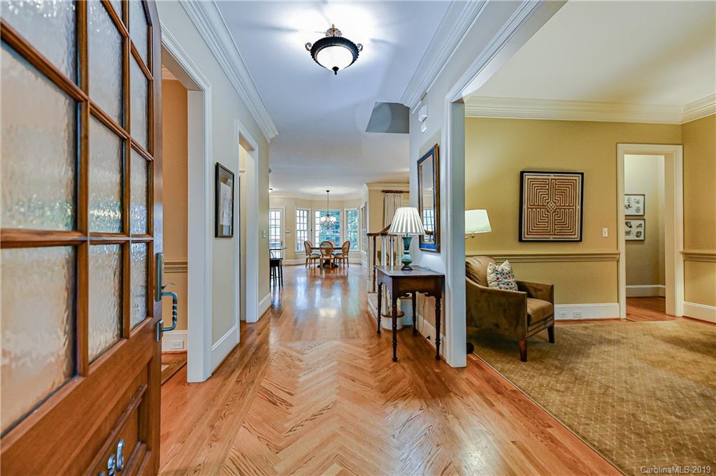 1636 Sterling Road Charlotte NC 28209