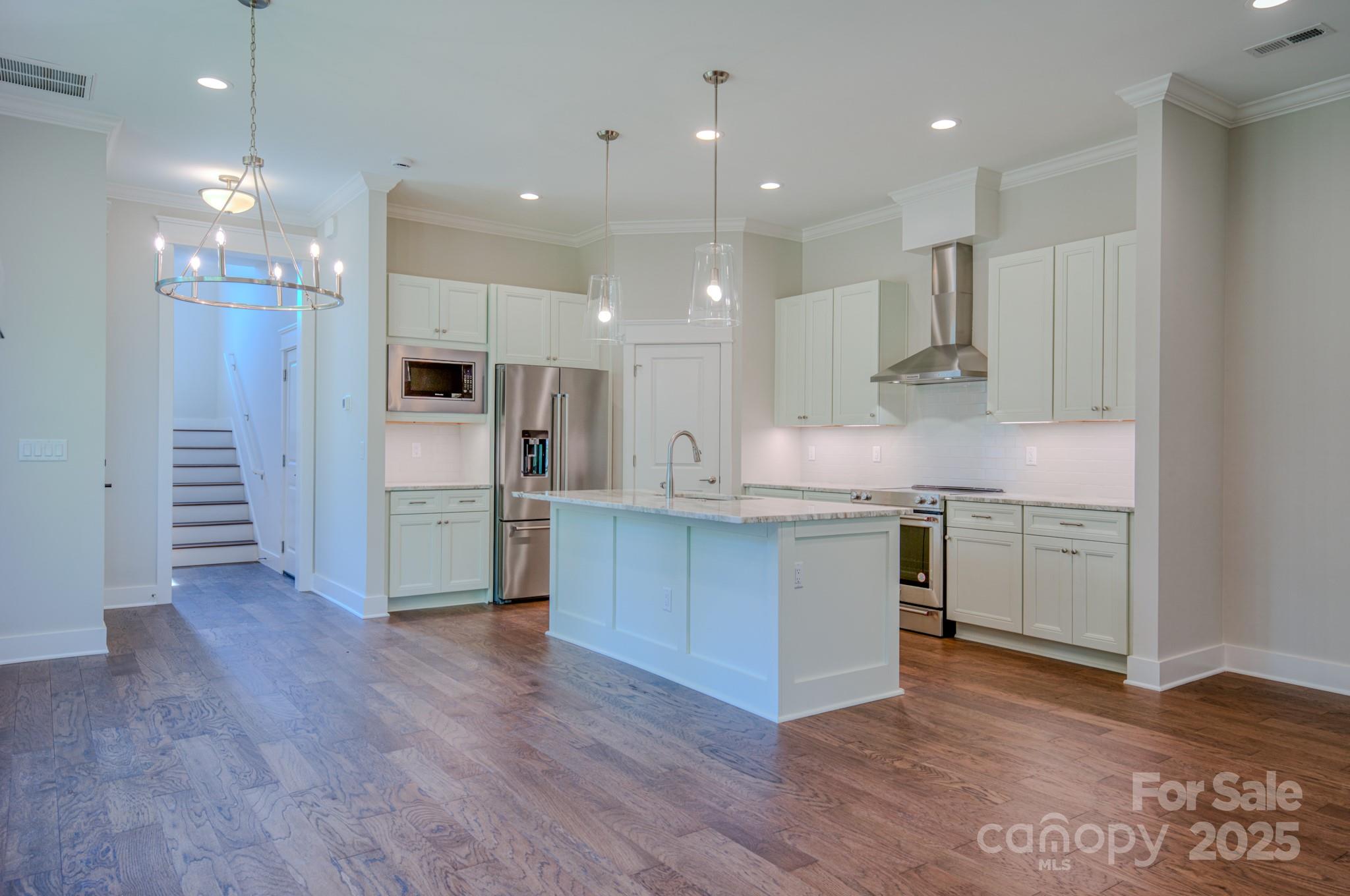 151 Collin Place Asheville NC 28804