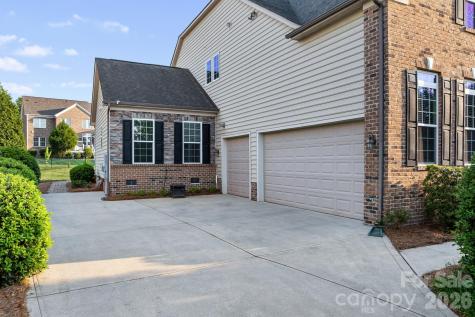 8480 Penton Place Harrisburg NC 28075