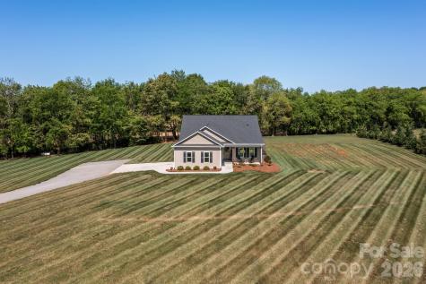 147 Haystack Lane Olin NC 28660
