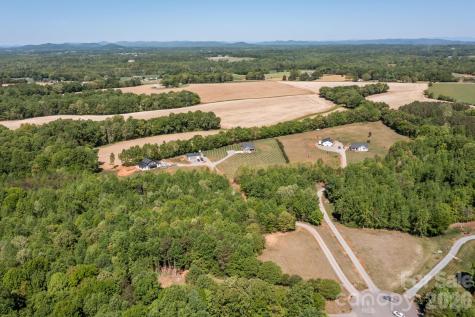 147 Haystack Lane Olin NC 28660