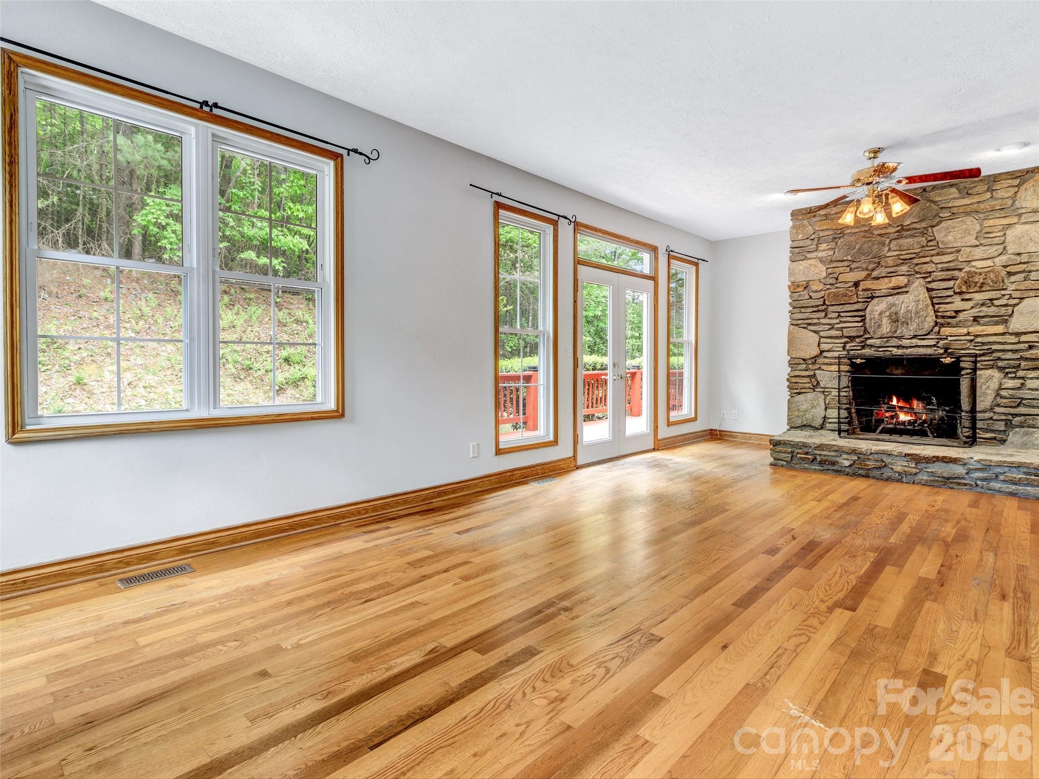 287 Shady Creek Lane Hendersonville NC 28739