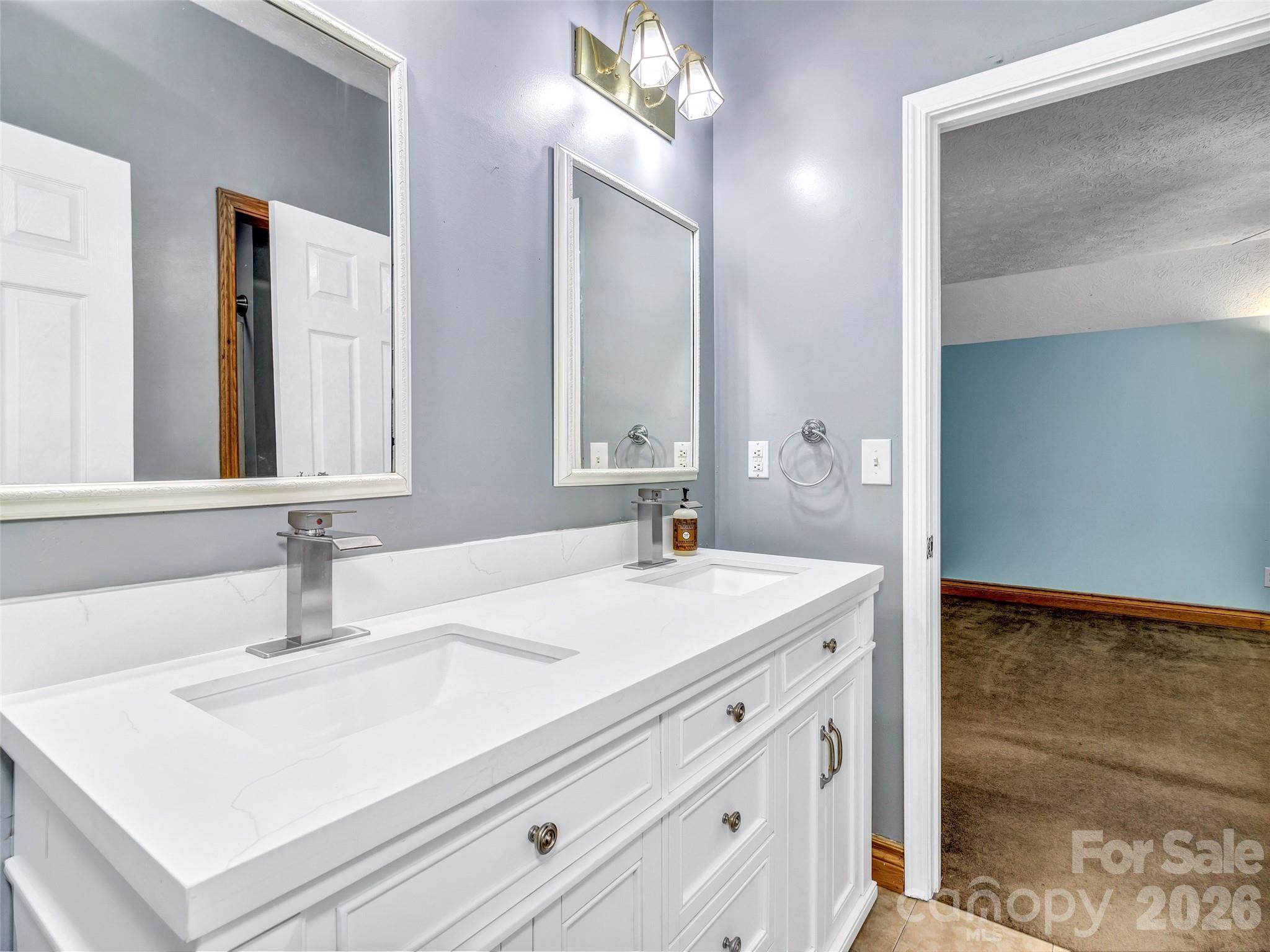 287 Shady Creek Lane Hendersonville NC 28739