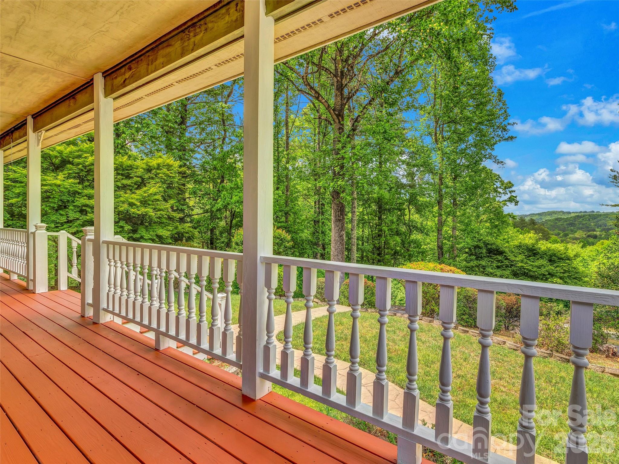 287 Shady Creek Lane Hendersonville NC 28739