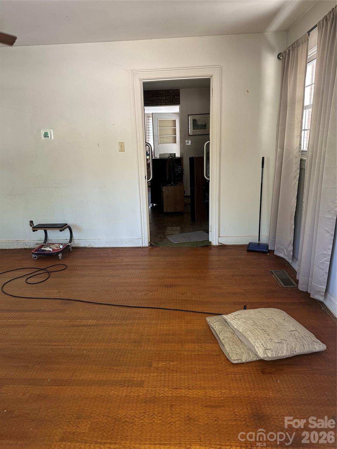 2760 19th Avenue NE Hickory NC 28601