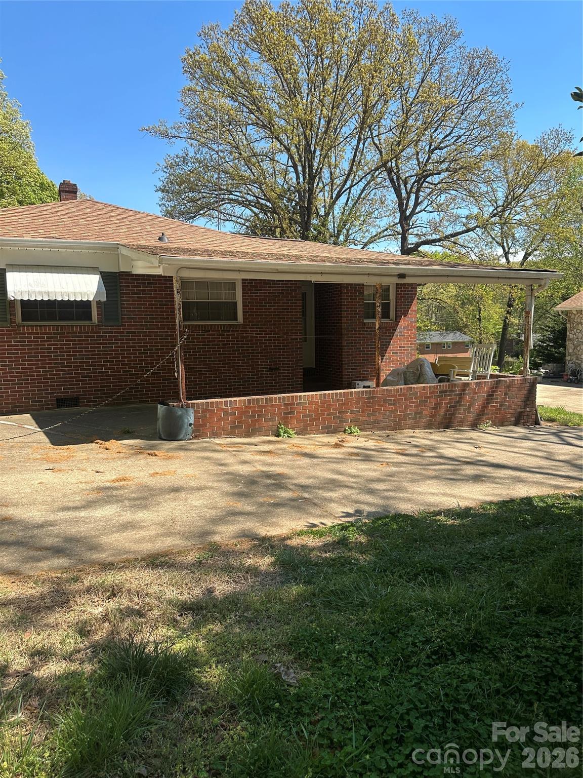 2760 19th Avenue NE Hickory NC 28601
