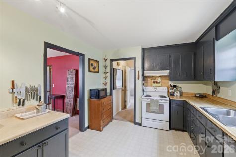 9444 Stately Oak Lane Mint Hill NC 28227