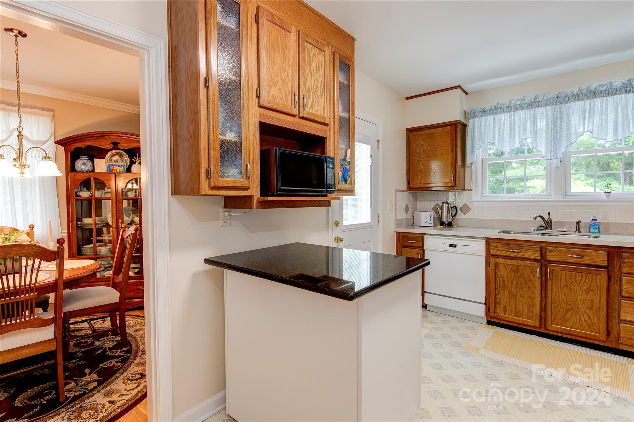 155 Arthur Road Asheville NC 28806