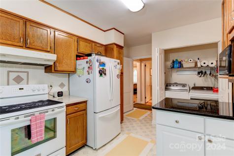 155 Arthur Road Asheville NC 28806