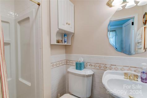 155 Arthur Road Asheville NC 28806