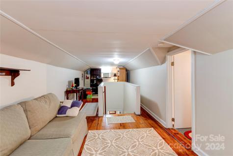 155 Arthur Road Asheville NC 28806