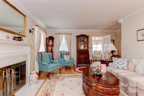 155 Arthur Road Asheville NC 28806