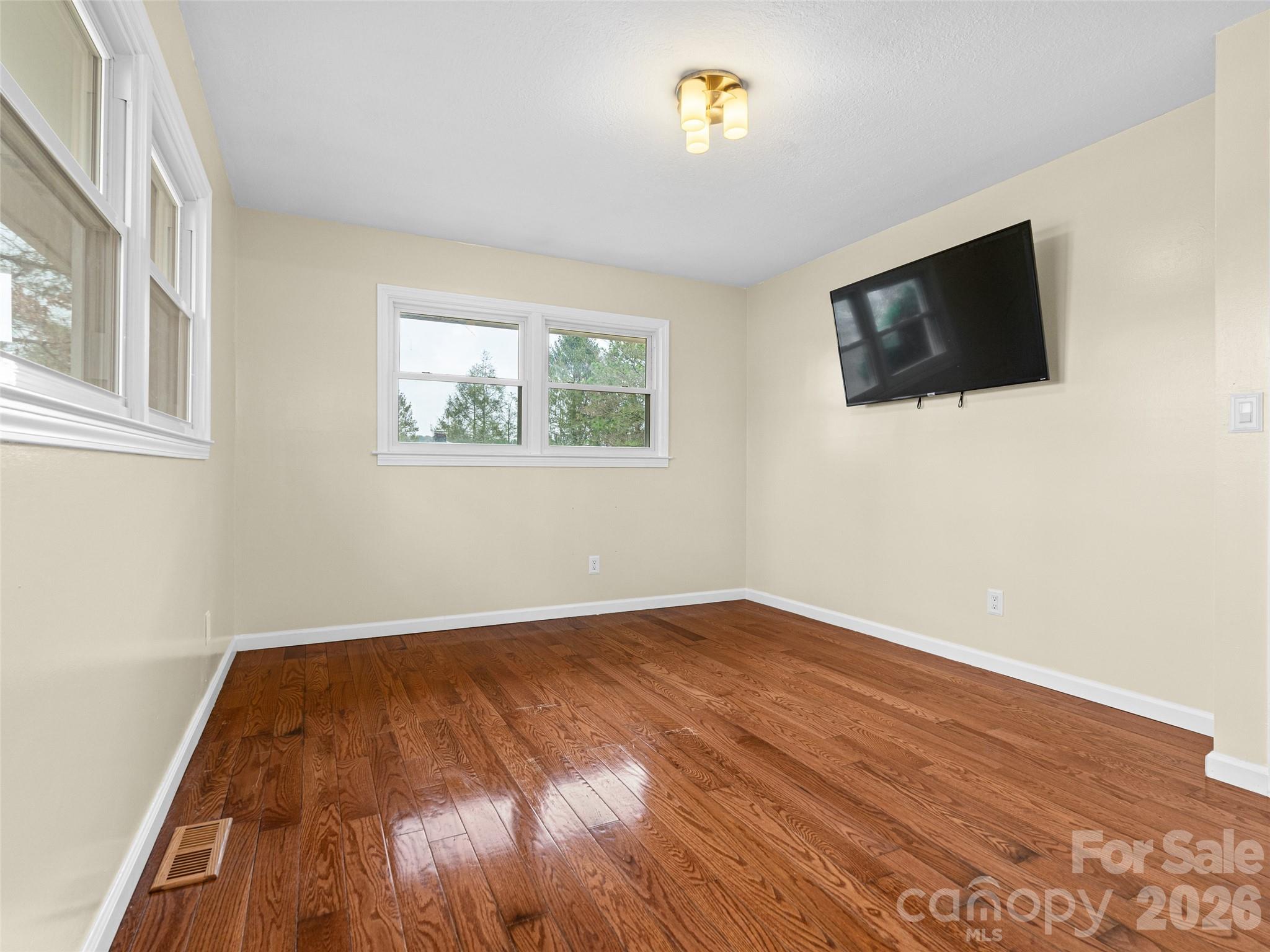1034 S Orchard Road Flat Rock NC 28731