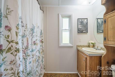 4021 26th Street Court NE Hickory NC 28601