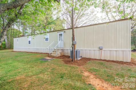 4021 26th Street Court NE Hickory NC 28601