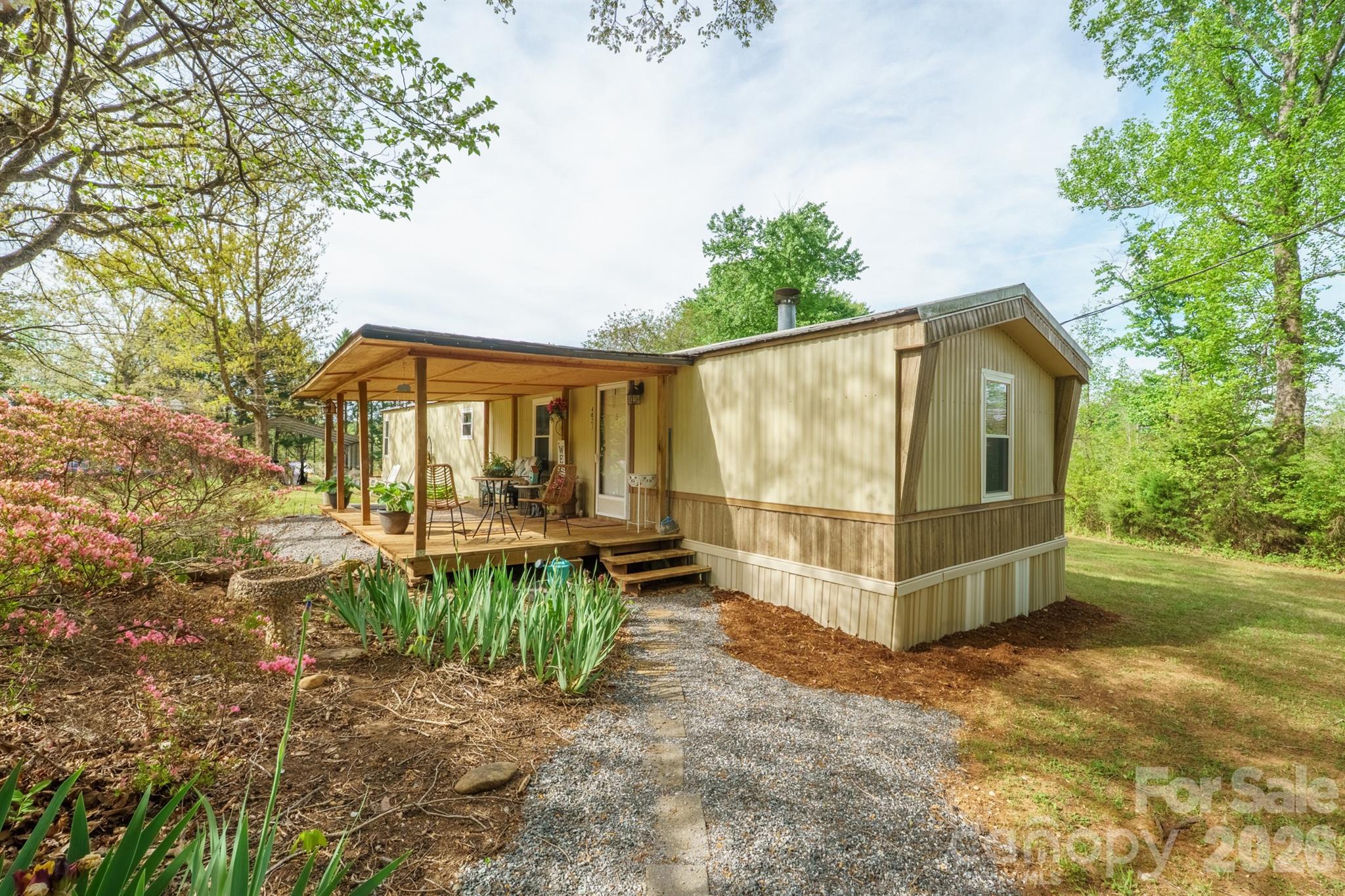 4021 26th Street Court NE Hickory NC 28601