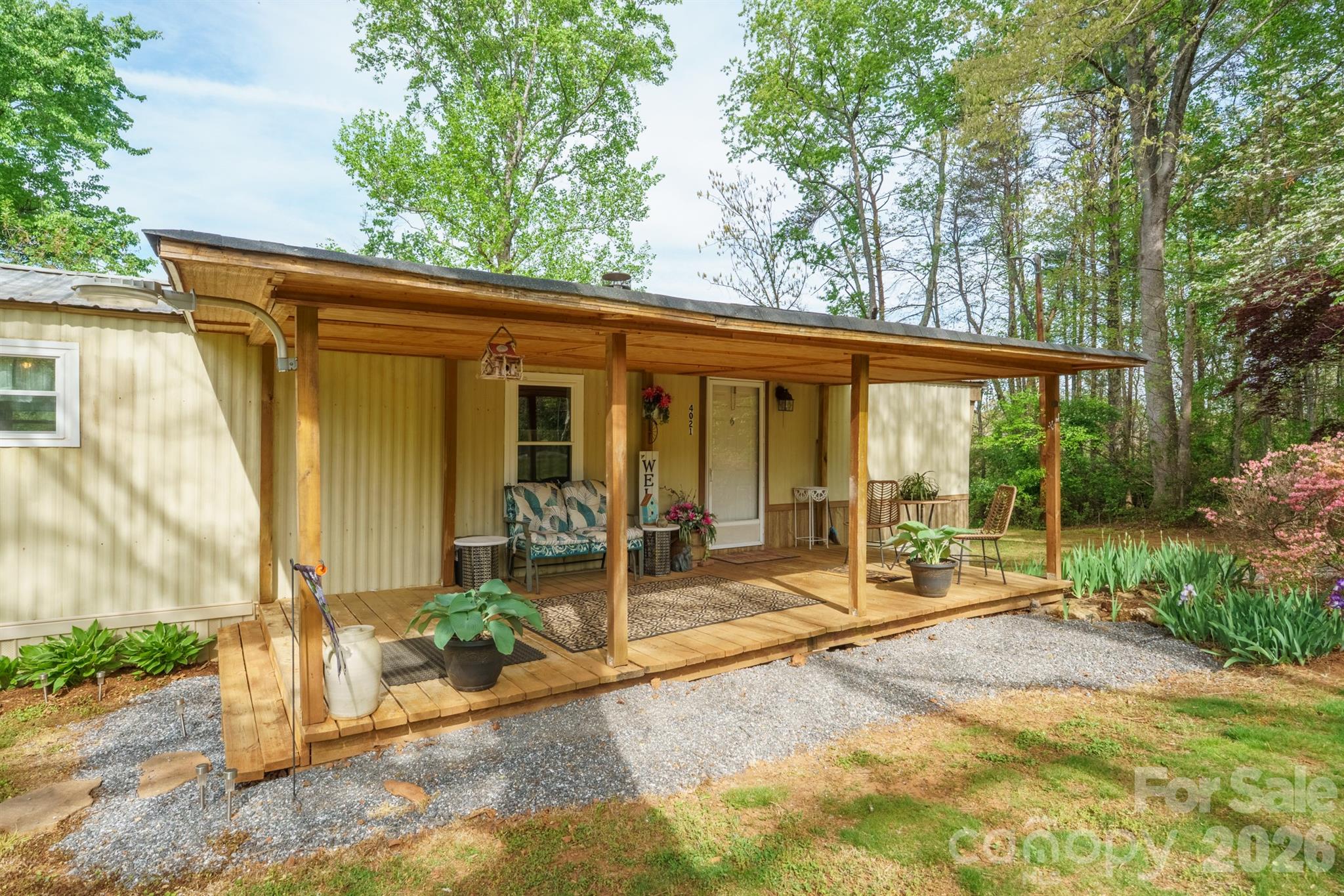 4021 26th Street Court NE Hickory NC 28601