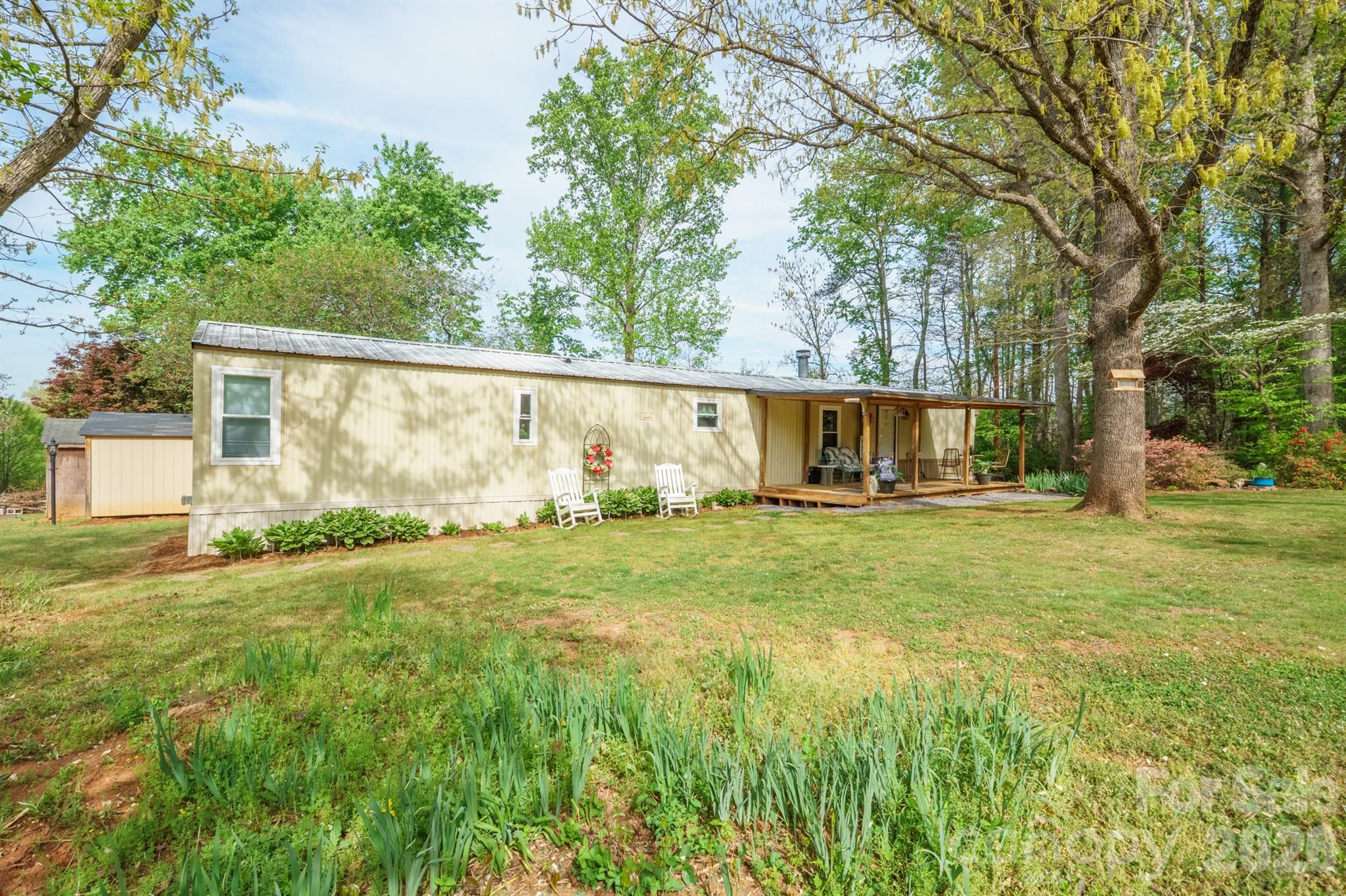 4021 26th Street Court NE Hickory NC 28601
