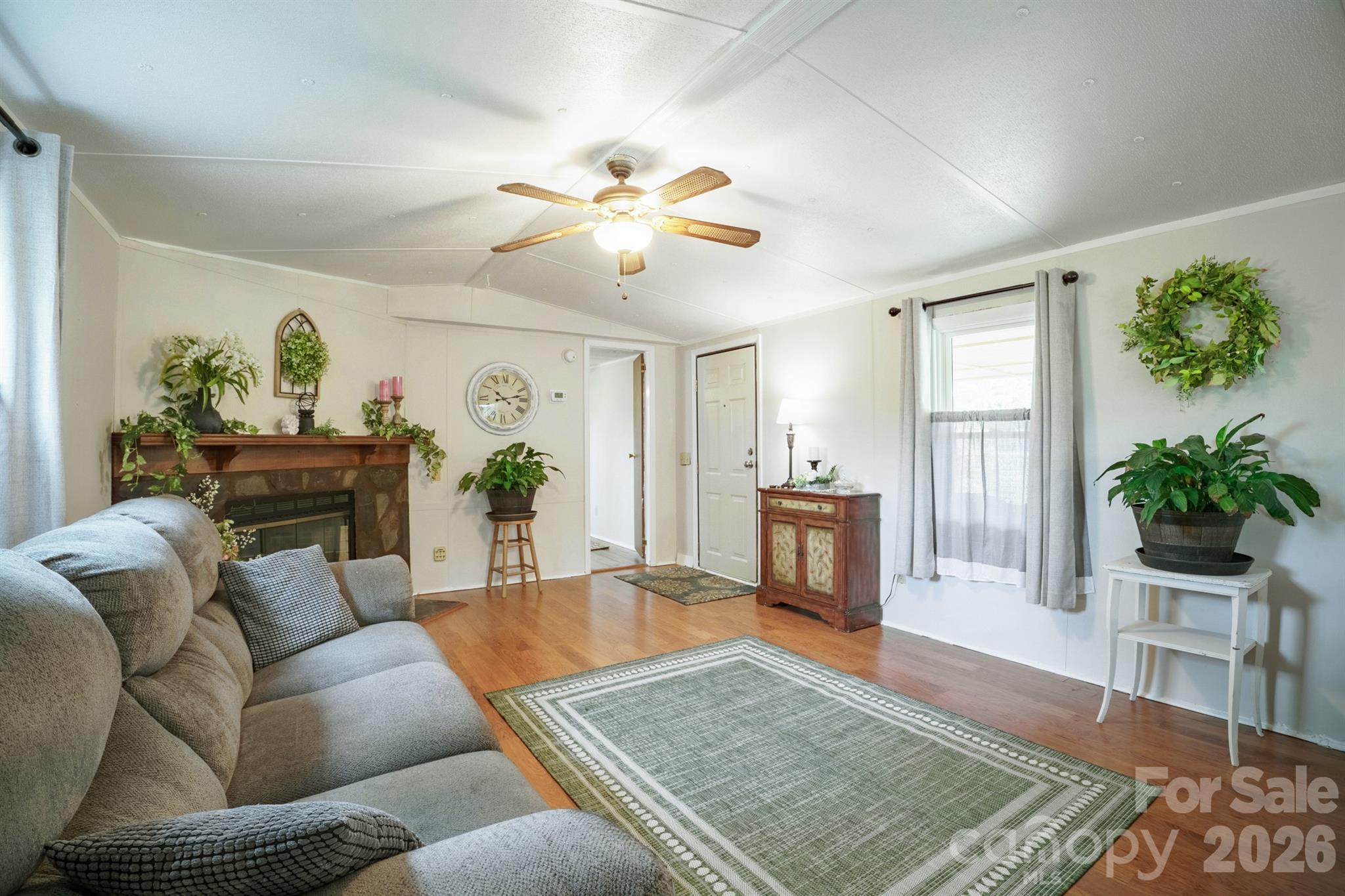 4021 26th Street Court NE Hickory NC 28601