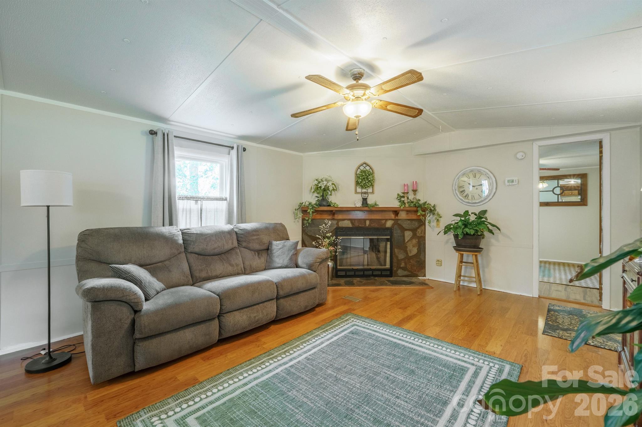 4021 26th Street Court NE Hickory NC 28601