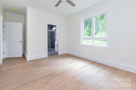 32 Waynesville Avenue Asheville NC 28806