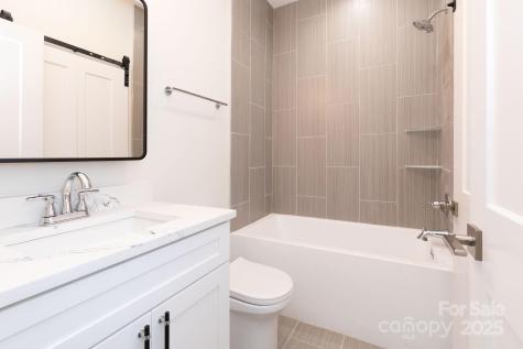 32 Waynesville Avenue Asheville NC 28806