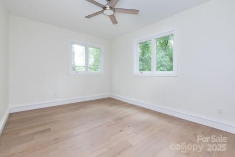 32 Waynesville Avenue Asheville NC 28806