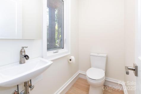 32 Waynesville Avenue Asheville NC 28806