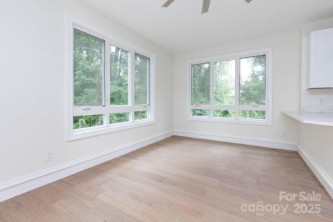 32 Waynesville Avenue Asheville NC 28806