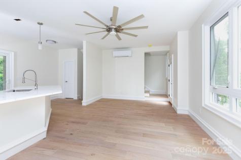 32 Waynesville Avenue Asheville NC 28806