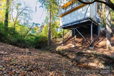 32 Waynesville Avenue Asheville NC 28806