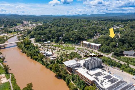 32 Waynesville Avenue Asheville NC 28806