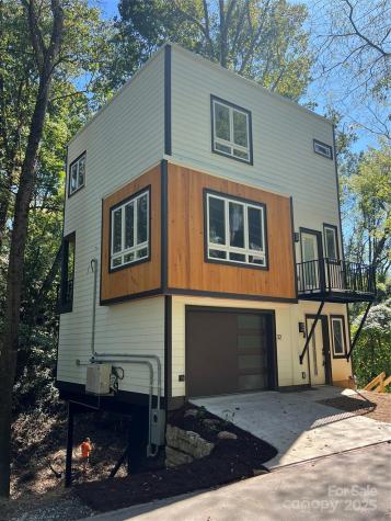 32 Waynesville Avenue Asheville NC 28806