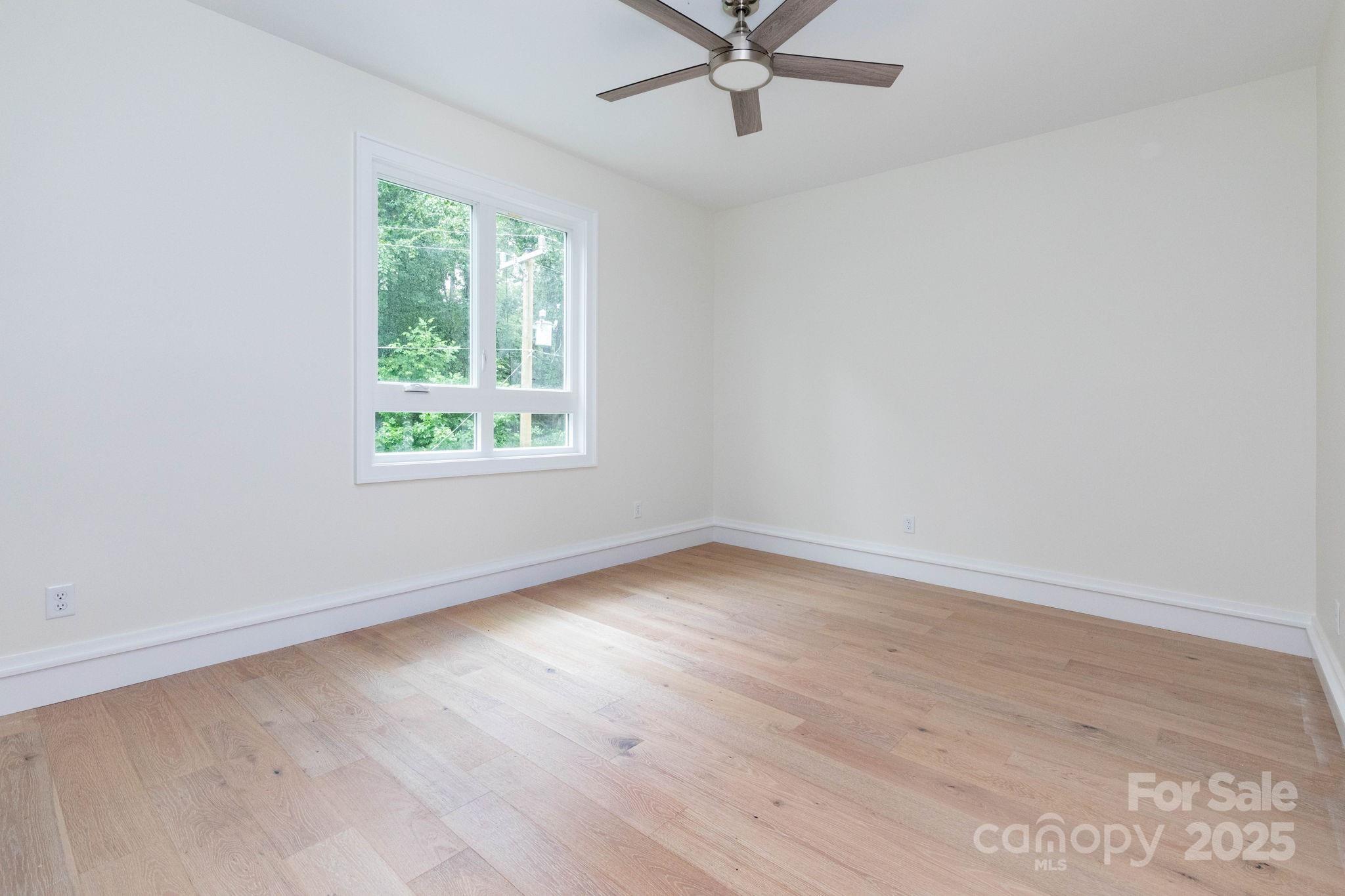 32 Waynesville Avenue Asheville NC 28806