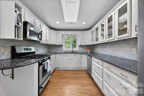 3209 Fairfax Drive Charlotte NC 28209