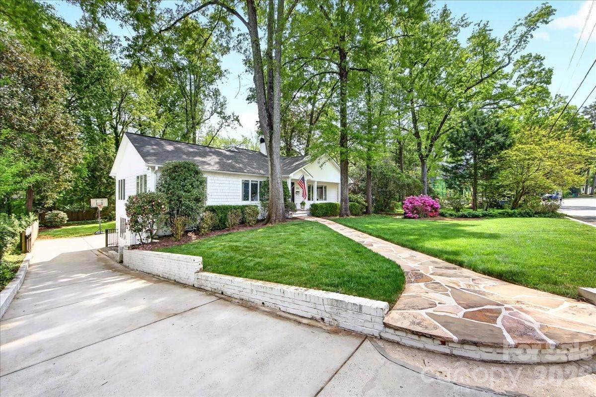 3209 Fairfax Drive Charlotte NC 28209