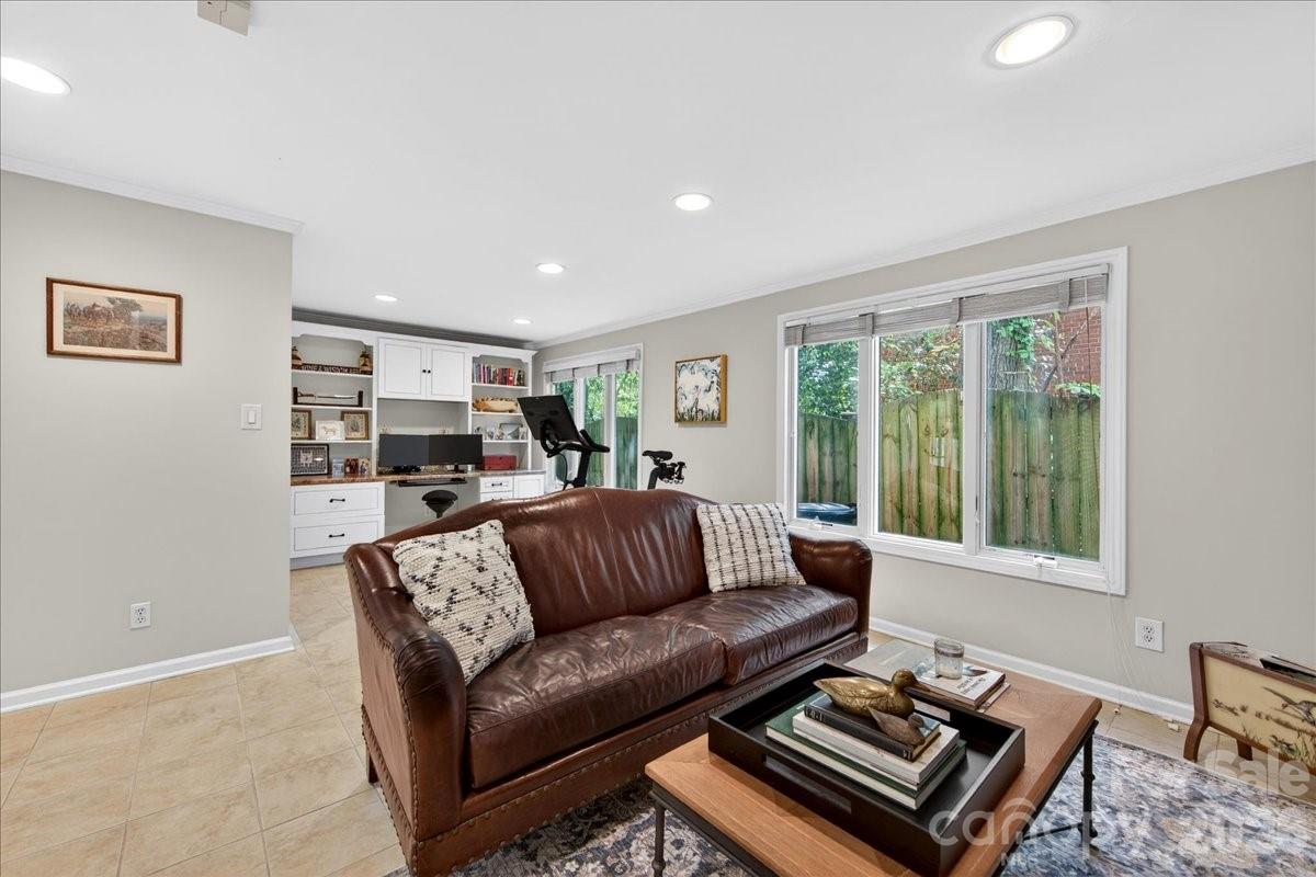 3209 Fairfax Drive Charlotte NC 28209