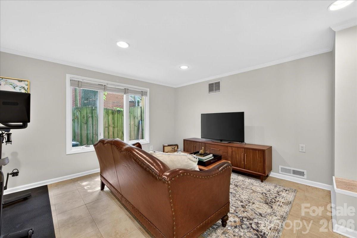 3209 Fairfax Drive Charlotte NC 28209